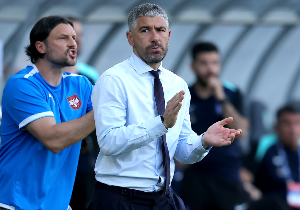 Predsednikovi asovi i trgovina imenom 7 u21 serbia greece friendly 276769