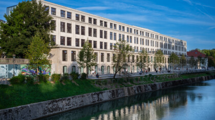 1 Center Rog Exterior Petkovsek Embankment Photo by Center Rog Archive 03