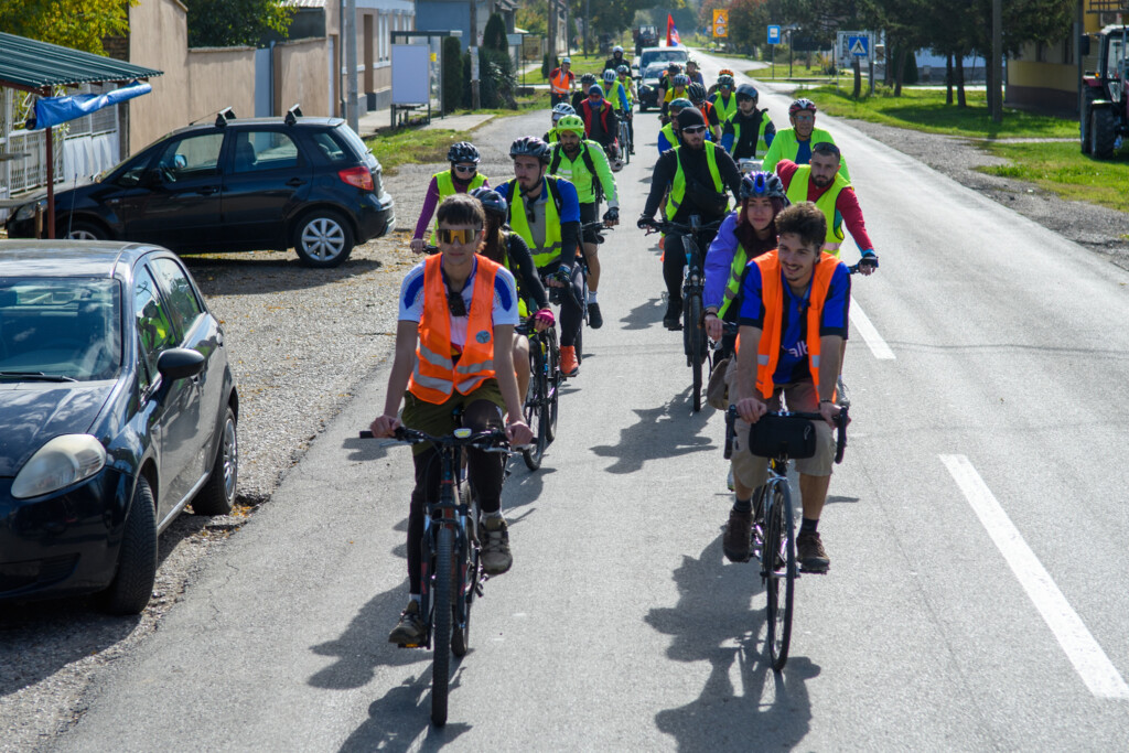 1761824364 Studenti biciklisti iz Nisa Bavaniste 301025 Foto Andrej Velickovic 7