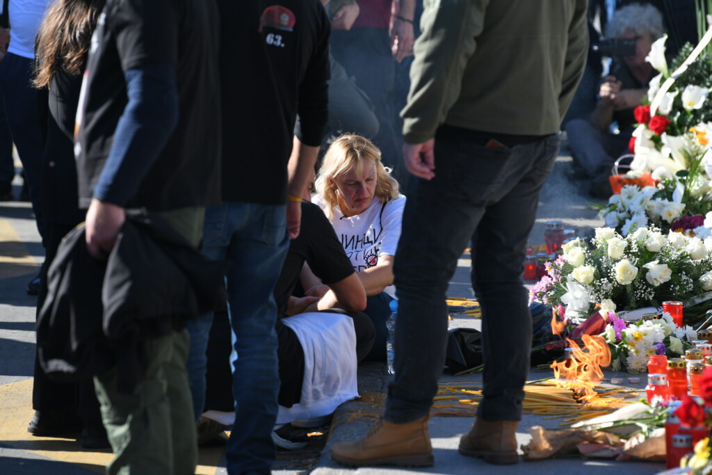 Komemorativni skup u Novom Sadu godinu dana od pada nadstresnice Foto Amir Hamzagic nova rs 39