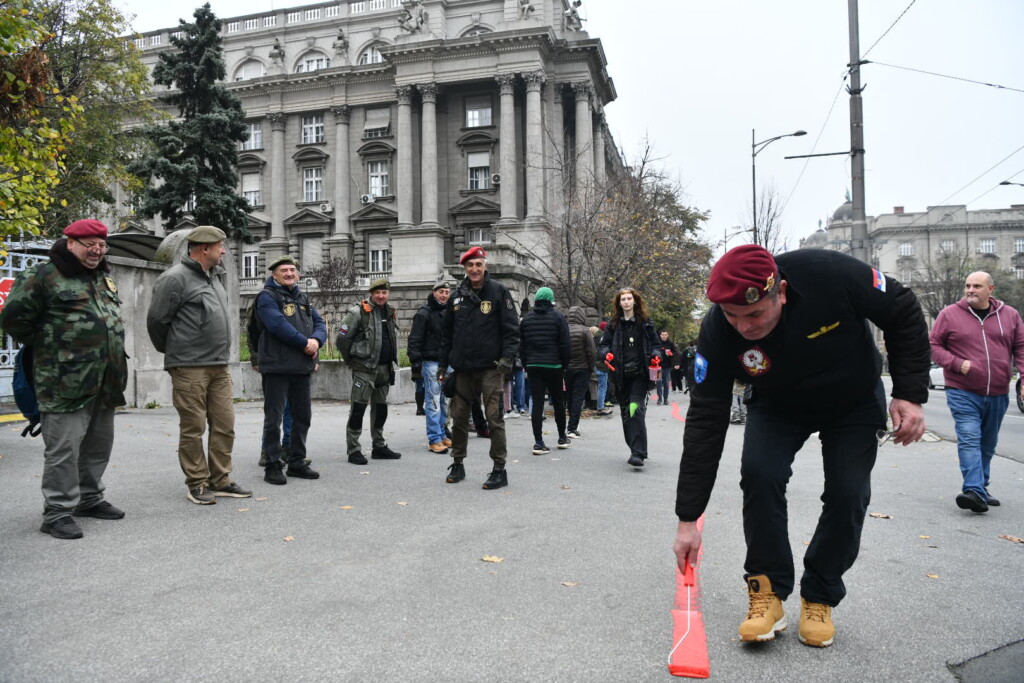 Kako je VBA postala nova UDBA 8 Protest ispred Generalstaba foto goran srdanov nova rs 46
