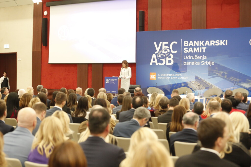 Od izvora problema do faktora stabilnosti i podrške privredi 3 bankarski samit 58