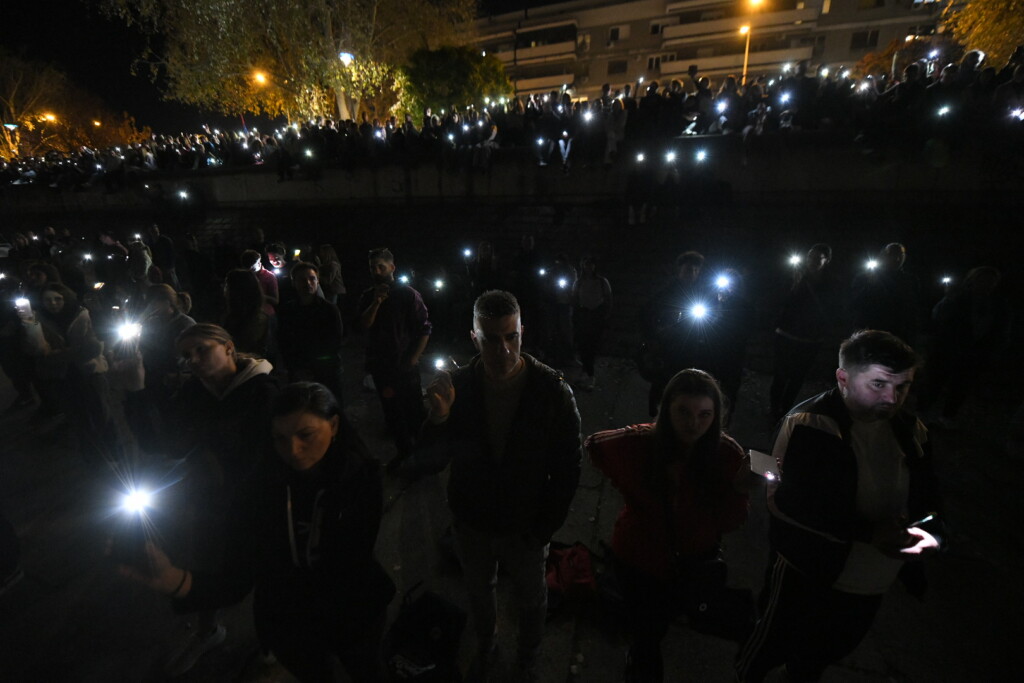 Nepočinstva iz crkvenog Ćacilenda 9 godisnjica pada nadstresnice noc dunavski kej foto amir hamzagic nova rs 14