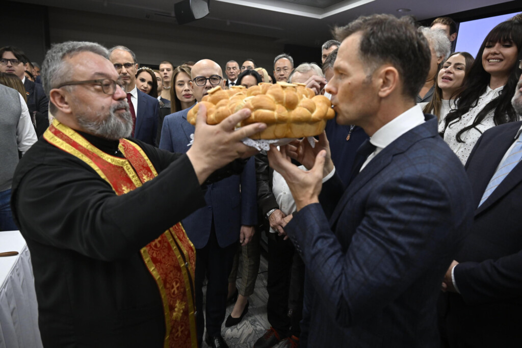 slava sns 27102025 0017