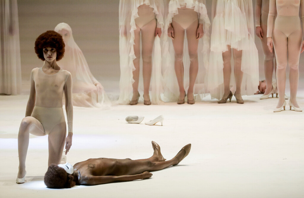 fb9344e1f5814337acac4f055b22786d 3 e0302bf6501c4d1dae2788052bd35d08 copy