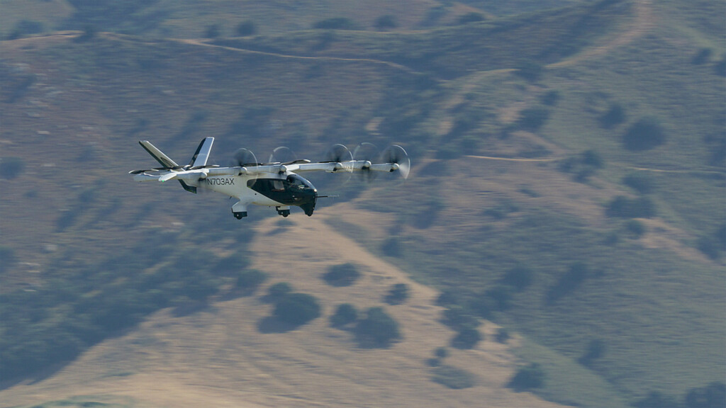 Leteći taksi i podzemni univerzitet 2 Midnight August 2025