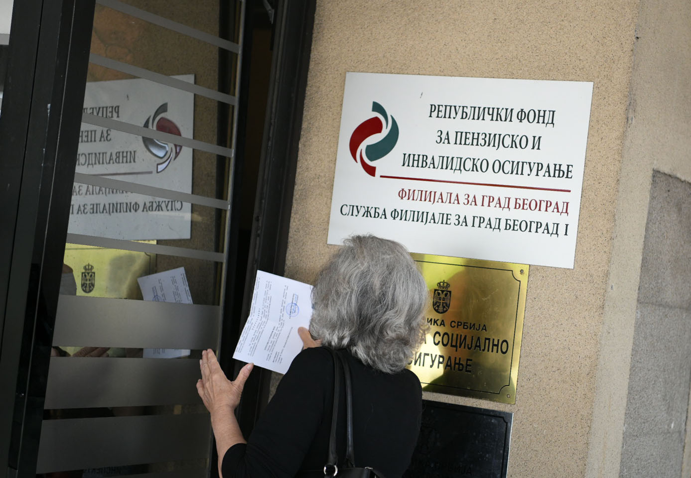 Kako je Vučić penzionerima ostao dužan 130 evra mesečno 1 VEC 7395 1 copy