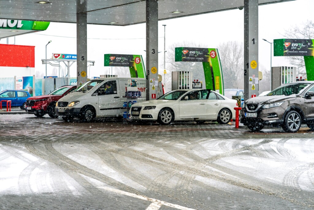 shutterstock 2587537679