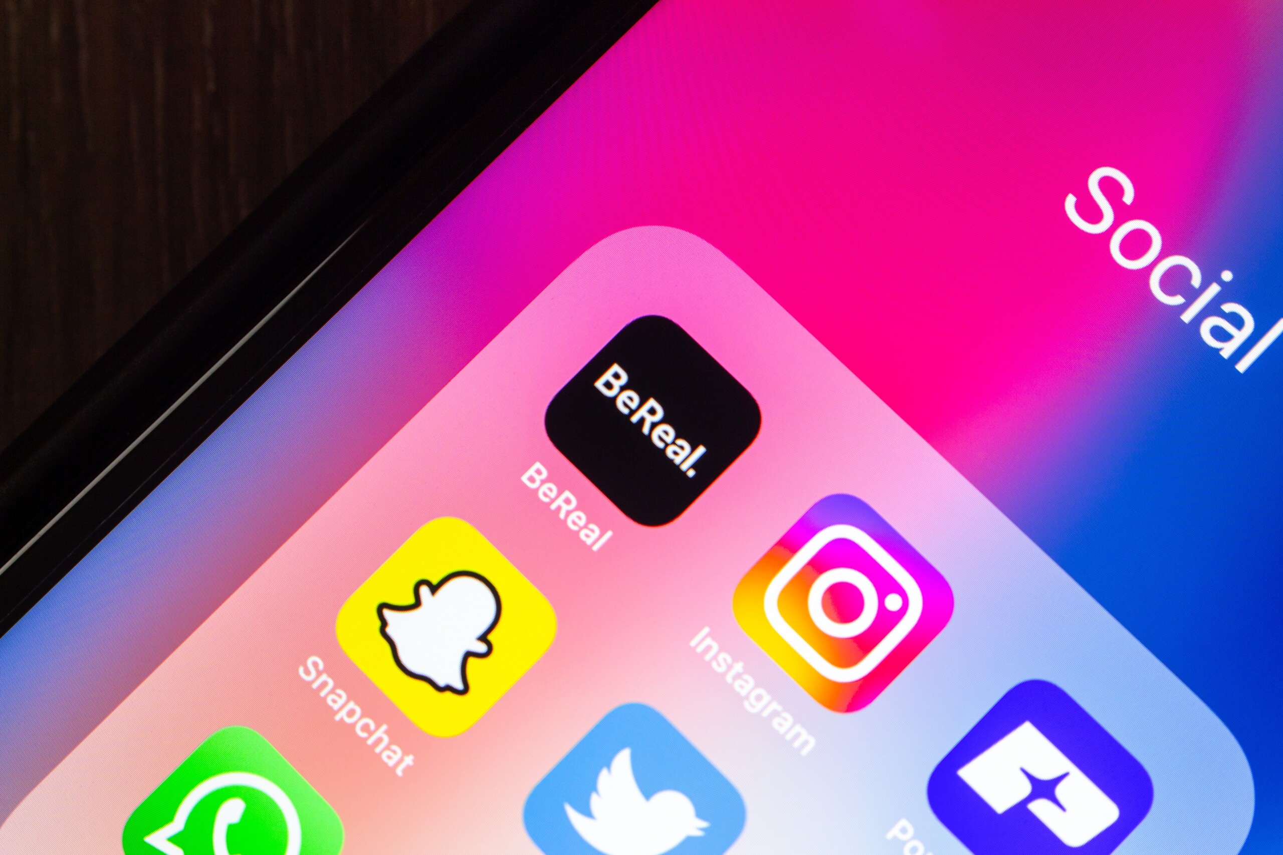 Neuspeh evropskih društvenih mreža - etika ili navika 1 shutterstock 2207295933