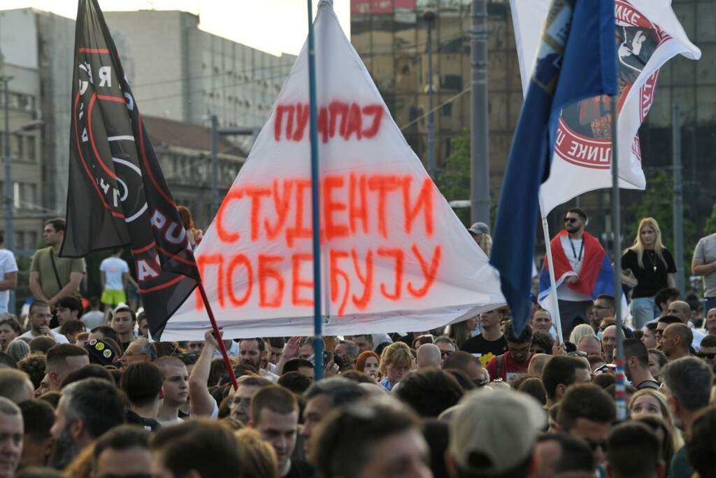 Za izbore dva putića 3 1000087550