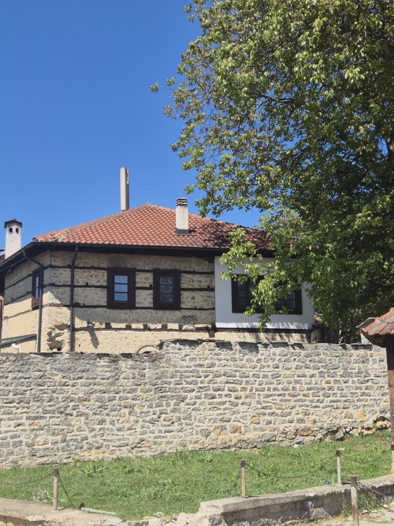 Zidine, ljudi i vera koja opstaje 10 20260425 132408