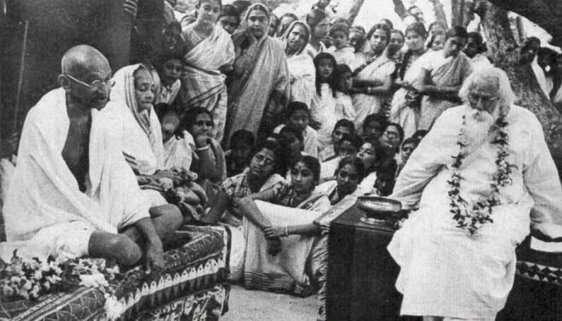 Gandhi Tagore cropped