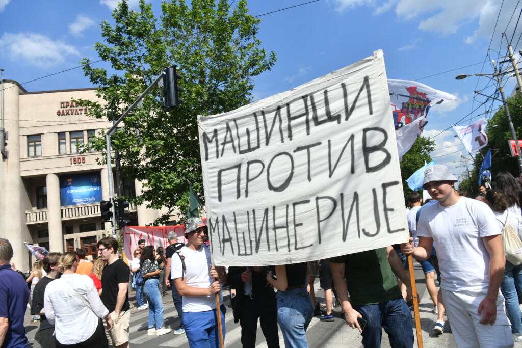 Protest Ti i ja Slavija jer studenti pobedjuju Pravni fakultet 230526 Foto Vladislav Mitic Nova 7