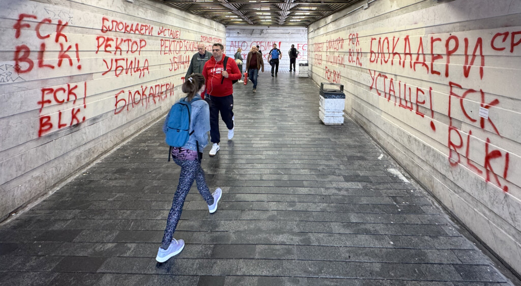 Grafiti u doba opsade 7 grafiti mrznje foto vladislav mitic 13