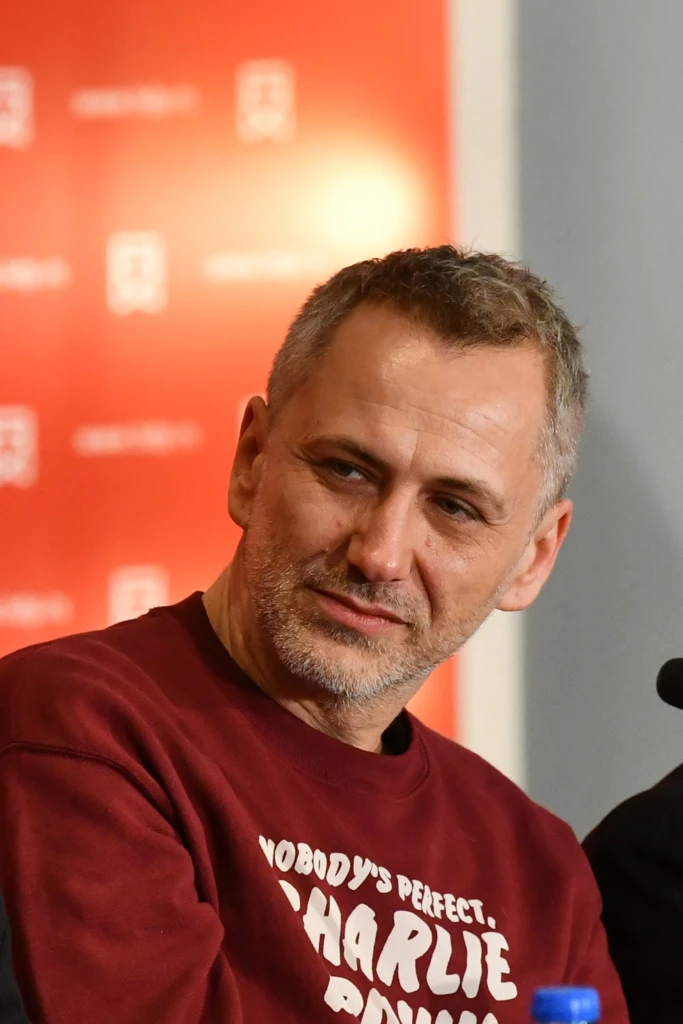 Nedostatak talenta najlakše je sakriti iza nacije 2 1773333281 Oliver Frljic 120326 Foto Goran Srd.original