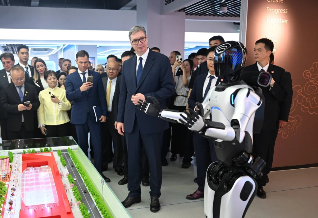 Kineski roboti i dužnici režima 2 profimedia 1106063399