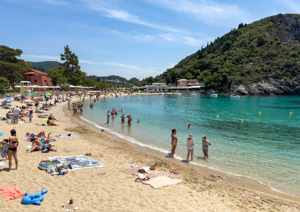 Invazija toksičnih nemani 3 shutterstock 2755098453 copy
