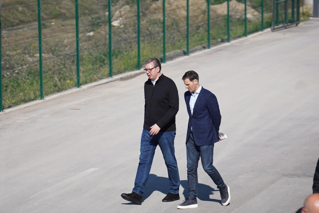 Dok se Mali hvali viškom, manjak u državnoj kasi milijardu evra