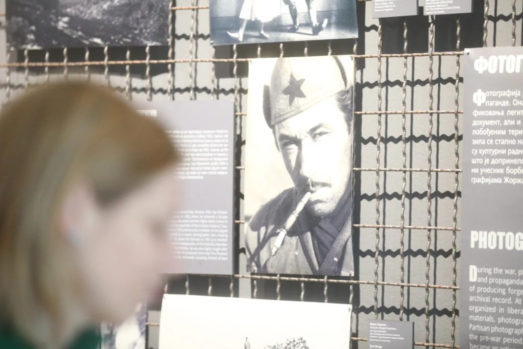 Žena u logoru je kosu lutke načinila od svojih vlasi 6 drugi svetski rat izlozba Foto Goran Srdanov Radar 18