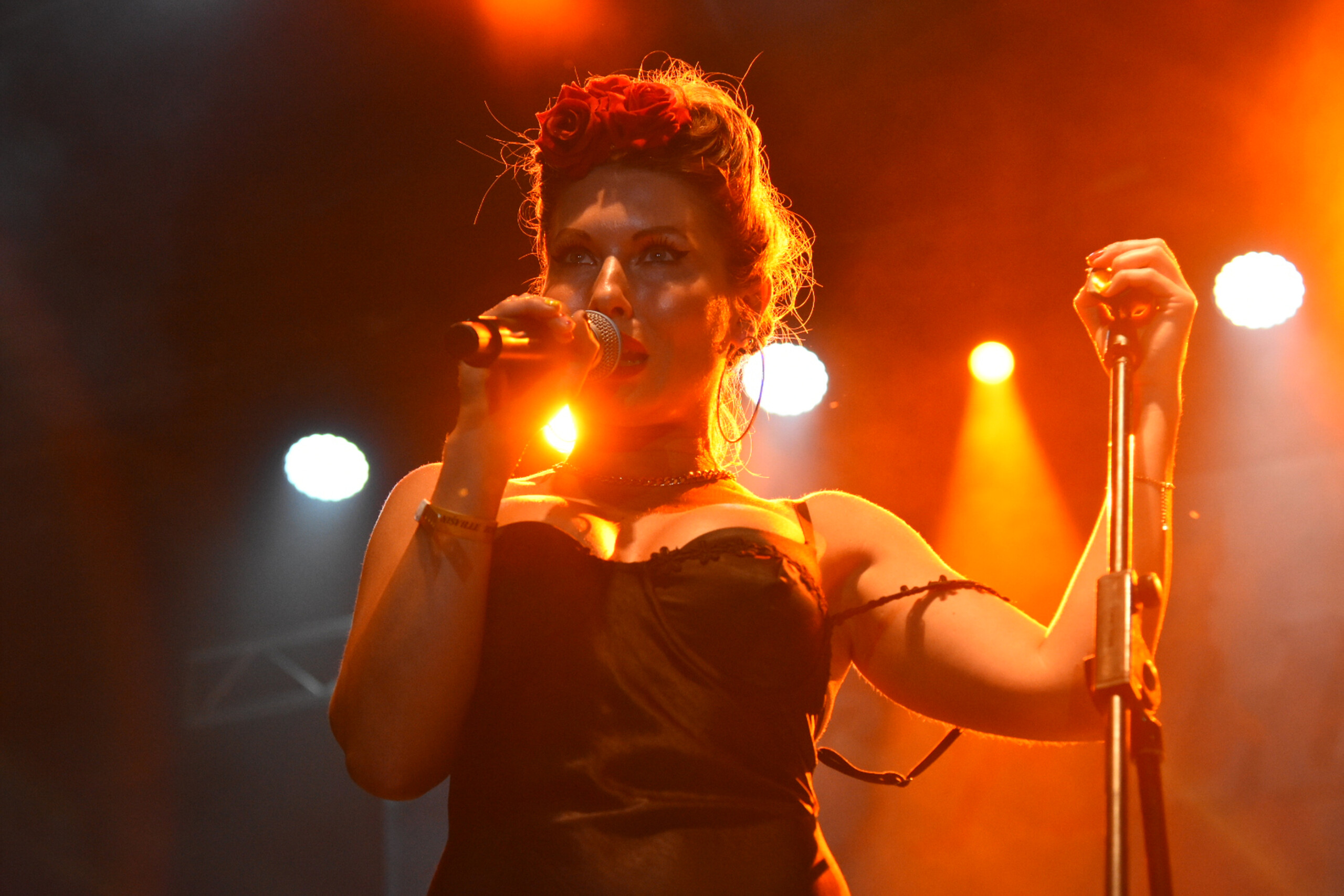 the amy winehouse band 15082026 0035