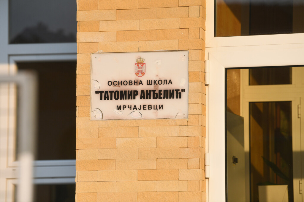 Zataškavanje umesto pomoći 2 Mrcajevci Vrsnjacko nasilje Foto Filip Kraincanic Radar 3