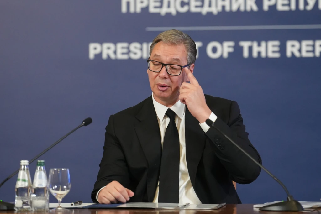 Od Njujorka do kamiončeta: Dramaturgija jednog odlaska 2 vucic obracanje javnosti 27092026 0083