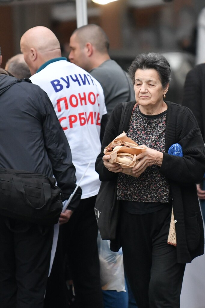 1759077844 takovska sns protest protiv blokada 280925 foto goran srdanov nova rs 24 scaled 1