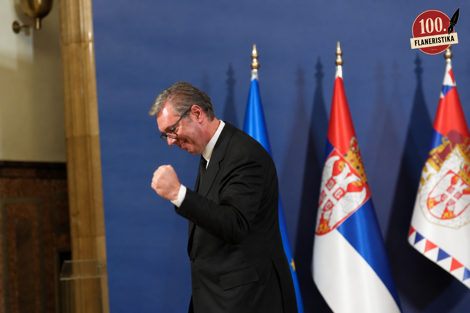 Zarad opstanka na vlasti spremni su da žrtvuju i zemlju, i narod, i sadašnjost i budućnost 1 Triumphant Official Among Serbian Flags